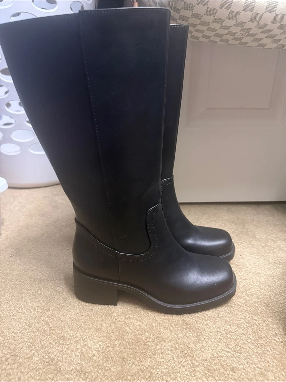 Soda Black Over-the-Knee Smooth Leather Boots